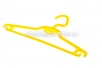 Вешалка-плечики для одежды пластиковая детская размер 5-10 лет Радуга (АП 023) желтая (Альт-Пласт) 